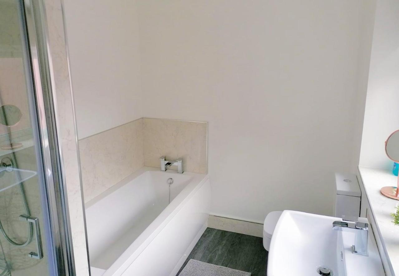 Sunset House - Whitby Townhouse Near The Sea Sleeps 8 Vila Exterior foto